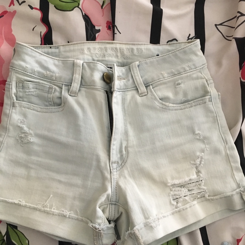 American Eagle hi rise shorts